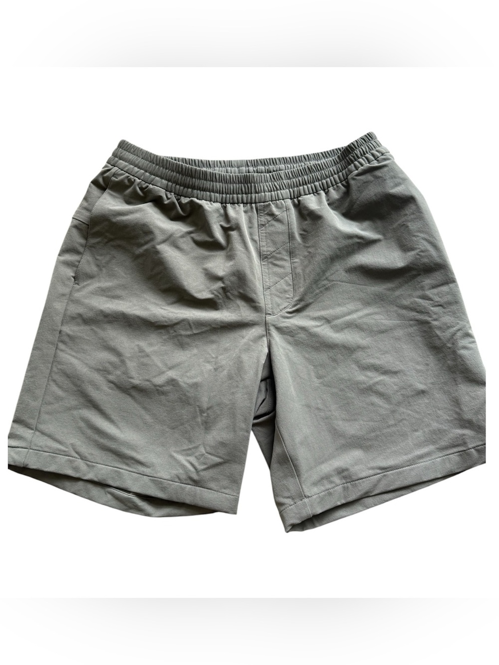 NEW Outdoor Voices RecTrek shorts 7 inch in Tea tree size Small